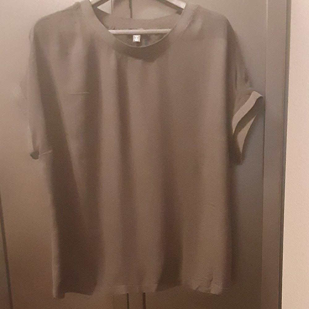 ELLOS Women's Black Short Sleeve Shirt Size Medium 14/16
